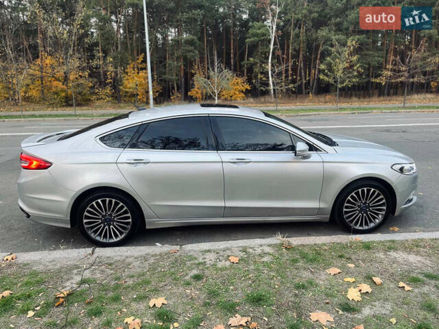 Форд Фьюжен, об'ємом двигуна 2 л та пробігом 120 тис. км за 13999 $, фото 12 на Automoto.ua