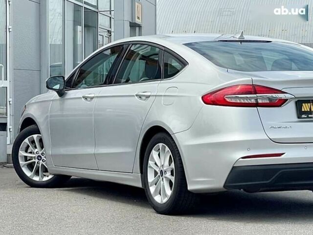 Форд Фьюжн, объемом двигателя 1.5 л и пробегом 35 тыс. км за 12500 $, фото 16 на Automoto.ua