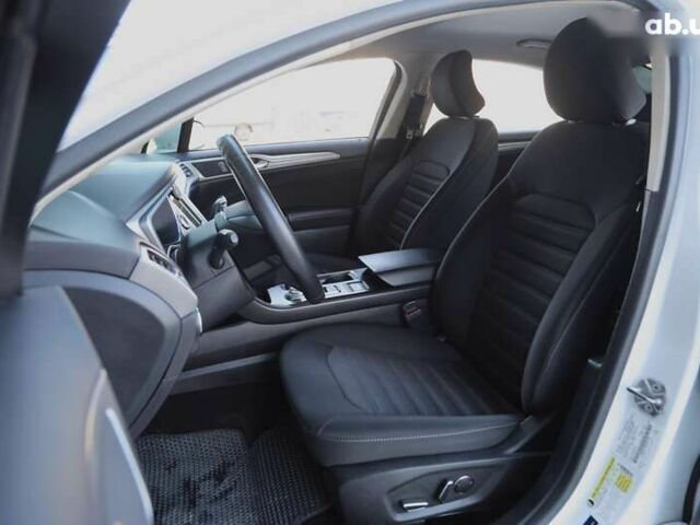 Форд Фьюжн 2018 в Харькове на Automoto.ua Форд Фьюжн, объемом двигателя 0 л и пробегом 55 тыс. км за 16500 $, фото 5 на Automoto.ua