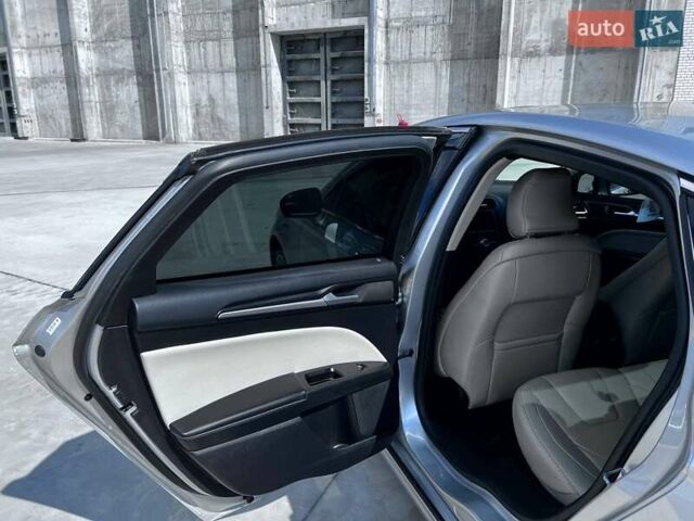 Форд Фьюжн, объемом двигателя 2 л и пробегом 145 тыс. км за 17500 $, фото 8 на Automoto.ua