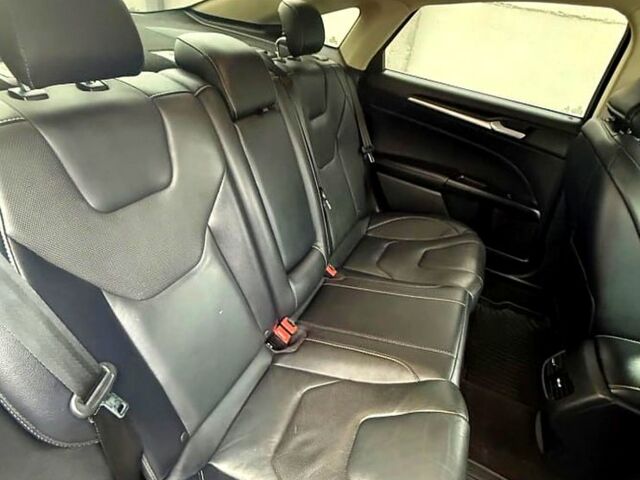 Форд Фьюжн, объемом двигателя 2 л и пробегом 143 тыс. км за 11800 $, фото 11 на Automoto.ua