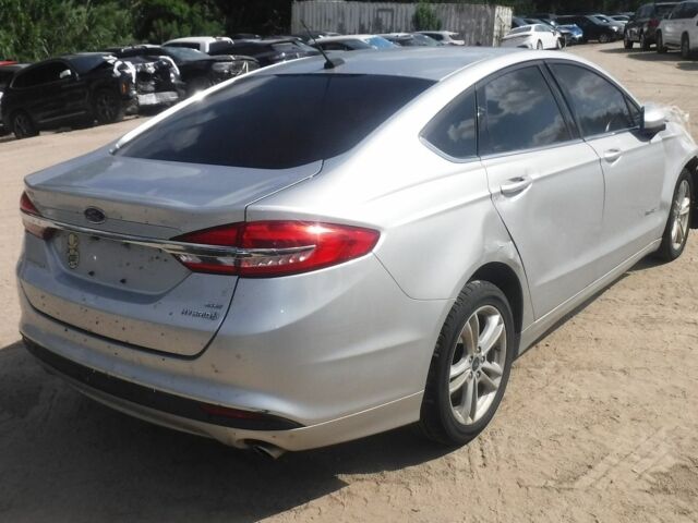 Форд Фьюжен, об'ємом двигуна 2 л та пробігом 147 тис. км за 8700 $, фото 4 на Automoto.ua
