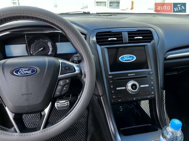 Форд Фьюжн, объемом двигателя 2 л и пробегом 145 тыс. км за 17500 $, фото 7 на Automoto.ua
