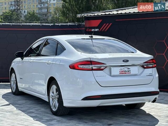 Форд Фьюжн, объемом двигателя 2 л и пробегом 150 тыс. км за 12800 $, фото 26 на Automoto.ua