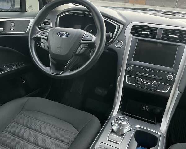 Форд Фьюжн 2019 в Одессе на Automoto.ua Форд Фьюжн, объемом двигателя 2 л и пробегом 137 тыс. км за 16000 $, фото 12 на Automoto.ua