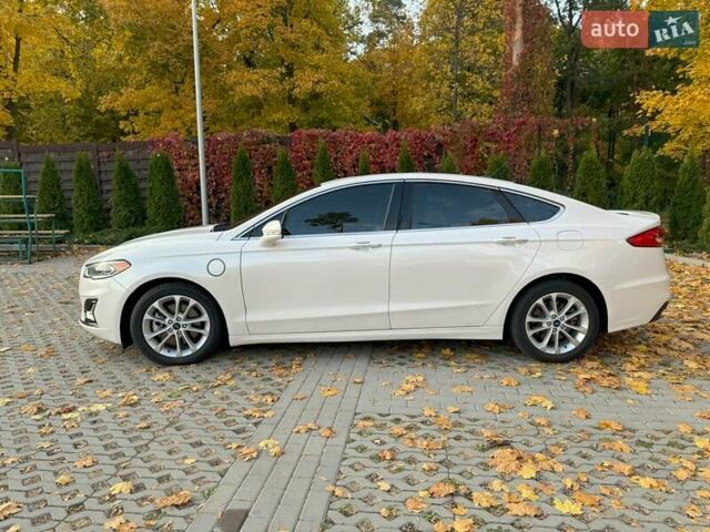 Форд Фьюжн, объемом двигателя 2 л и пробегом 65 тыс. км за 22800 $, фото 11 на Automoto.ua
