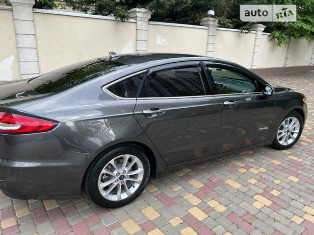 Форд Фьюжен, об'ємом двигуна 2 л та пробігом 98 тис. км за 16900 $, фото 5 на Automoto.ua