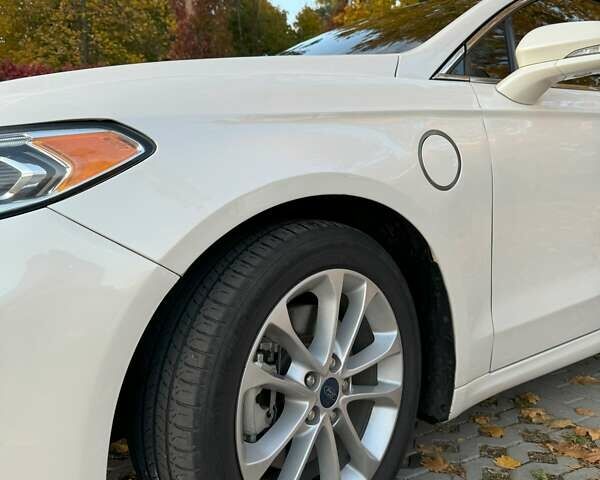 Форд Фьюжн, объемом двигателя 2 л и пробегом 65 тыс. км за 22800 $, фото 12 на Automoto.ua