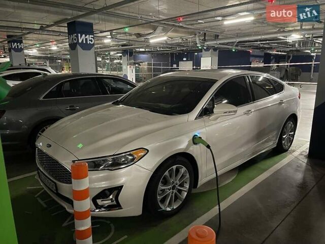Форд Фьюжн, объемом двигателя 2 л и пробегом 65 тыс. км за 22800 $, фото 16 на Automoto.ua