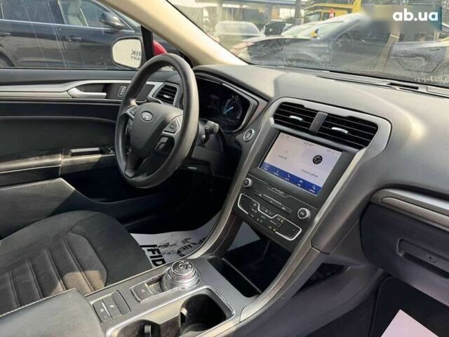 Форд Фьюжн 2020 в Луцке на Automoto.ua Форд Фьюжн, объемом двигателя 1.5 л и пробегом 159 тыс. км за 9900 $, фото 13 на Automoto.ua