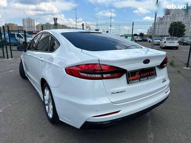 Форд Фьюжн, объемом двигателя 0 л и пробегом 77 тыс. км за 14500 $, фото 9 на Automoto.ua