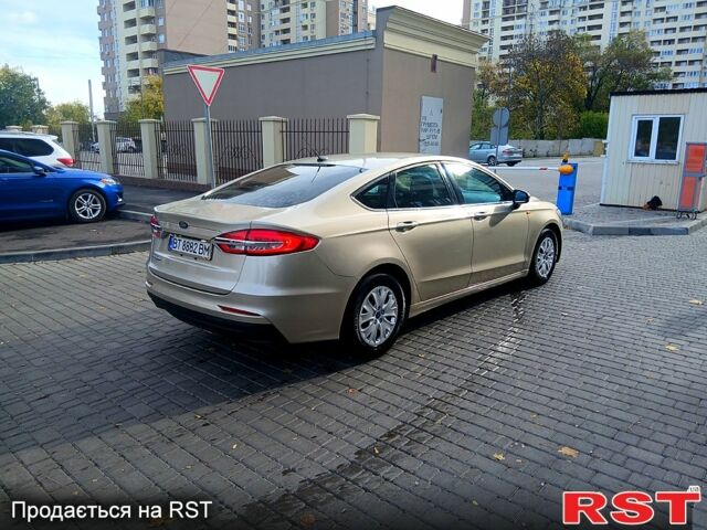 Желтый Форд Фьюжн, объемом двигателя 2.5 л и пробегом 178 тыс. км за 12200 $, фото 4 на Automoto.ua