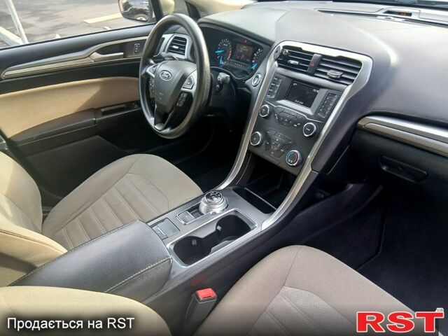 Желтый Форд Фьюжн, объемом двигателя 2.5 л и пробегом 178 тыс. км за 12200 $, фото 11 на Automoto.ua