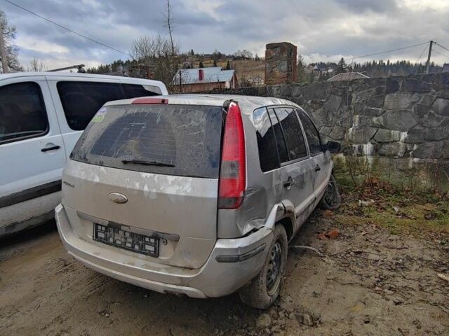 Сірий Форд Фьюжен, об'ємом двигуна 0 л та пробігом 217 тис. км за 800 $, фото 6 на Automoto.ua