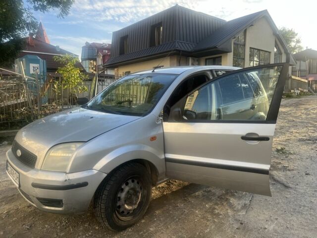 Сірий Форд Фьюжен, об'ємом двигуна 1.4 л та пробігом 340 тис. км за 2800 $, фото 6 на Automoto.ua