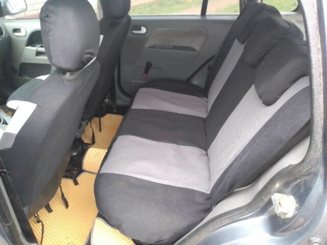 Серый Форд Фьюжн, объемом двигателя 1.4 л и пробегом 241 тыс. км за 3500 $, фото 10 на Automoto.ua