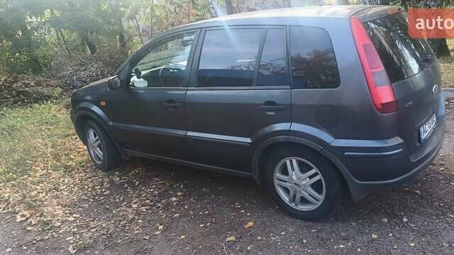 Сірий Форд Фьюжен, об'ємом двигуна 1.4 л та пробігом 250 тис. км за 4800 $, фото 6 на Automoto.ua