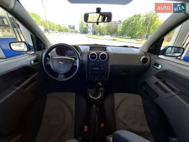 Сірий Форд Фьюжен, об'ємом двигуна 1.39 л та пробігом 218 тис. км за 4500 $, фото 21 на Automoto.ua
