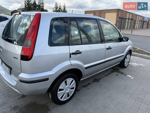 Серый Форд Фьюжн, объемом двигателя 1.4 л и пробегом 440 тыс. км за 3800 $, фото 3 на Automoto.ua