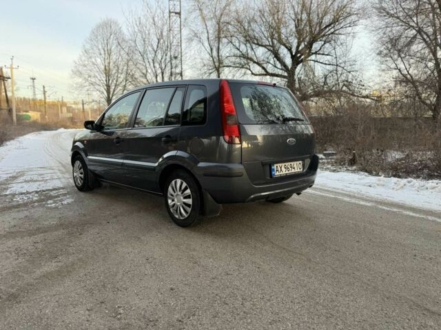 Серый Форд Фьюжн, объемом двигателя 1.4 л и пробегом 220 тыс. км за 4000 $, фото 5 на Automoto.ua