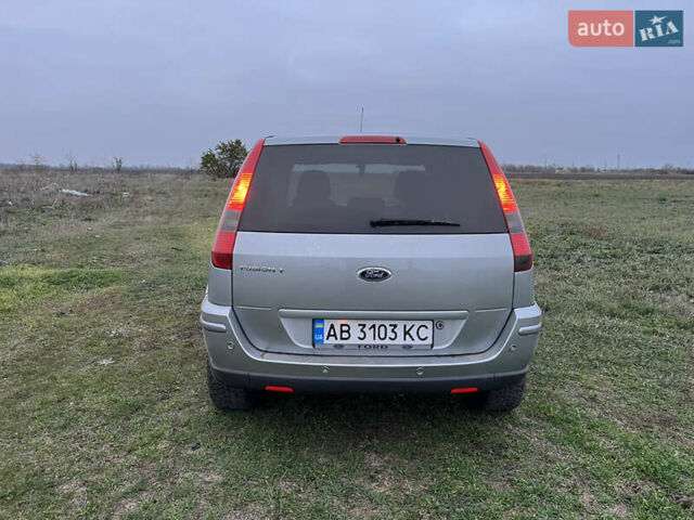 Серый Форд Фьюжн, объемом двигателя 1.6 л и пробегом 270 тыс. км за 4100 $, фото 4 на Automoto.ua