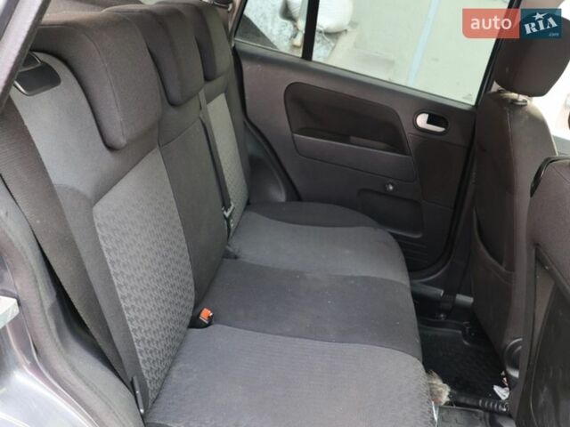 Сірий Форд Фьюжен, об'ємом двигуна 1.39 л та пробігом 300 тис. км за 3500 $, фото 15 на Automoto.ua