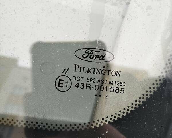 Сірий Форд Фьюжен, об'ємом двигуна 1.6 л та пробігом 318 тис. км за 3800 $, фото 1 на Automoto.ua