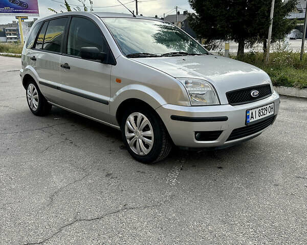 Сірий Форд Фьюжен, об'ємом двигуна 1.39 л та пробігом 250 тис. км за 3950 $, фото 19 на Automoto.ua