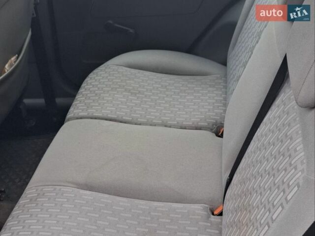 Серый Форд Фьюжн, объемом двигателя 1.4 л и пробегом 210 тыс. км за 2850 $, фото 4 на Automoto.ua