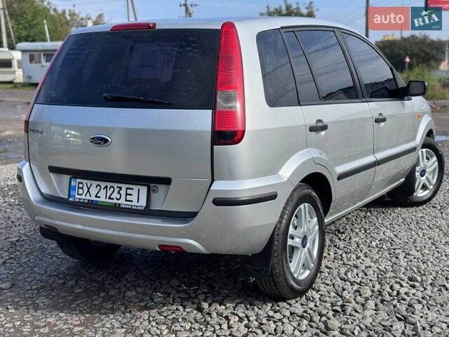 Сірий Форд Фьюжен, об'ємом двигуна 1.4 л та пробігом 309 тис. км за 4300 $, фото 6 на Automoto.ua