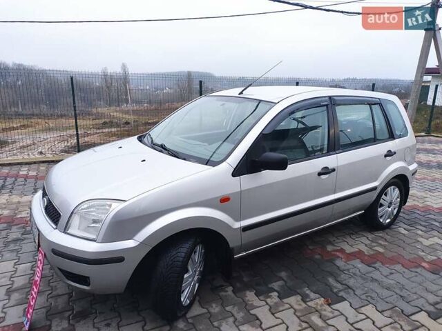 Серый Форд Фьюжн, объемом двигателя 1.6 л и пробегом 238 тыс. км за 4450 $, фото 8 на Automoto.ua