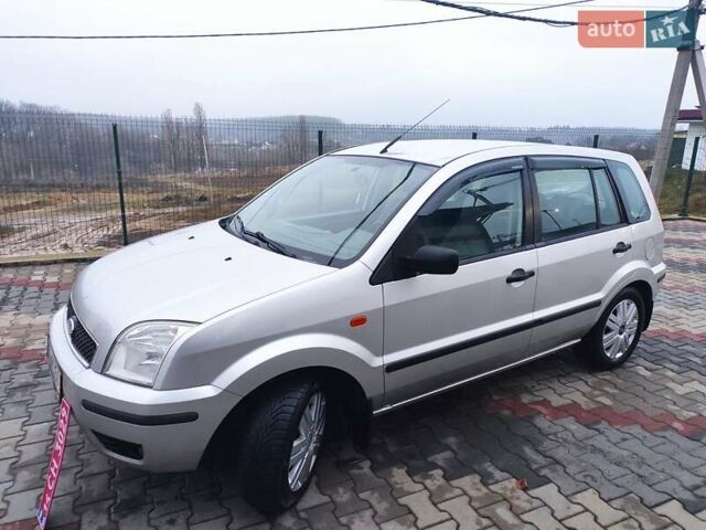 Серый Форд Фьюжн, объемом двигателя 1.6 л и пробегом 238 тыс. км за 4450 $, фото 9 на Automoto.ua