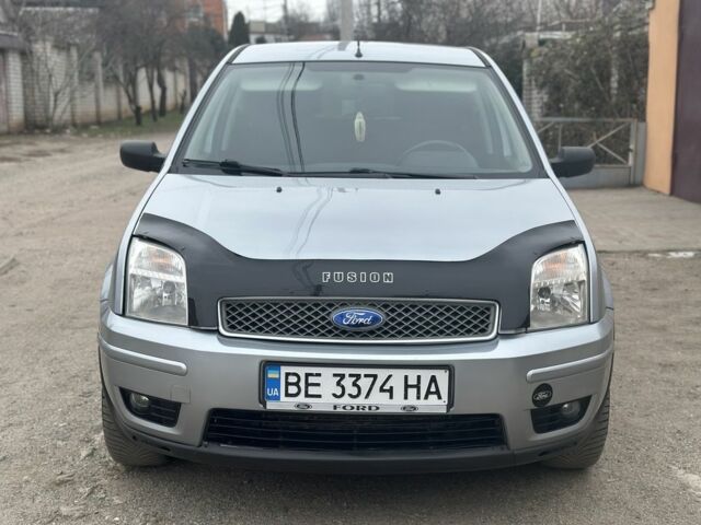 Сірий Форд Фьюжен, об'ємом двигуна 1.4 л та пробігом 237 тис. км за 3950 $, фото 1 на Automoto.ua