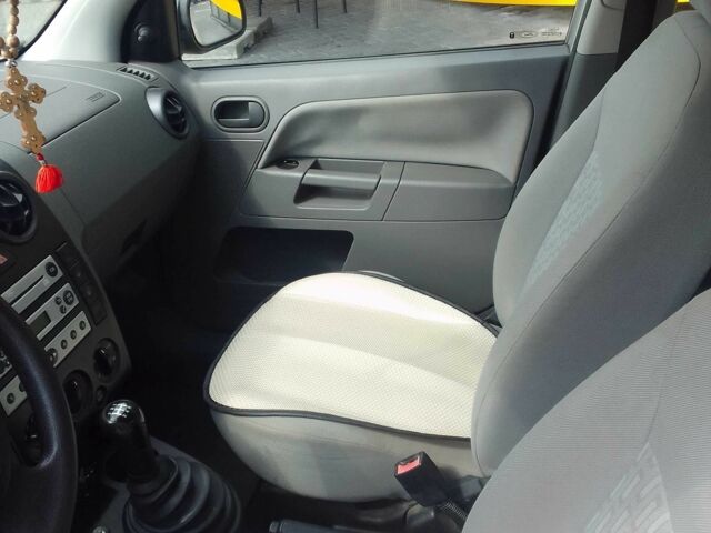 Сірий Форд Фьюжен, об'ємом двигуна 1.4 л та пробігом 150 тис. км за 3400 $, фото 10 на Automoto.ua