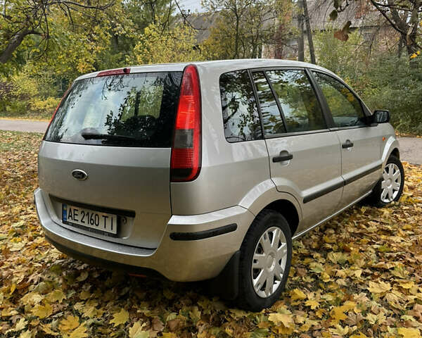Форд Фьюжен 2004 у Кривому Розі на Automoto.ua Сірий Форд Фьюжен, об'ємом двигуна 1.39 л та пробігом 170 тис. км за 4300 $, фото 4 на Automoto.ua