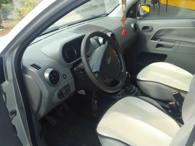 Сірий Форд Фьюжен, об'ємом двигуна 1.4 л та пробігом 150 тис. км за 3400 $, фото 11 на Automoto.ua