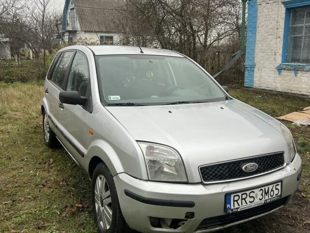 Сірий Форд Фьюжен, об'ємом двигуна 1.4 л та пробігом 220 тис. км за 1650 $, фото 3 на Automoto.ua