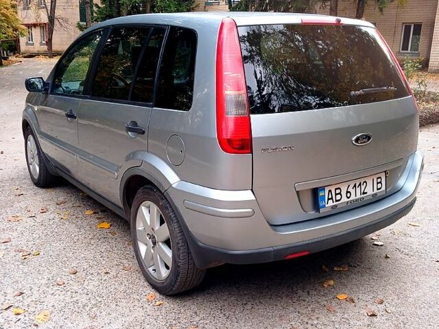 Сірий Форд Фьюжен, об'ємом двигуна 1.4 л та пробігом 185 тис. км за 4500 $, фото 2 на Automoto.ua