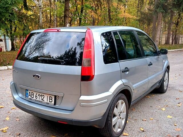 Сірий Форд Фьюжен, об'ємом двигуна 1.4 л та пробігом 185 тис. км за 4500 $, фото 4 на Automoto.ua