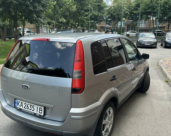 Сірий Форд Фьюжен, об'ємом двигуна 1.39 л та пробігом 216 тис. км за 5000 $, фото 3 на Automoto.ua