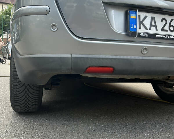 Сірий Форд Фьюжен, об'ємом двигуна 1.39 л та пробігом 216 тис. км за 5000 $, фото 6 на Automoto.ua