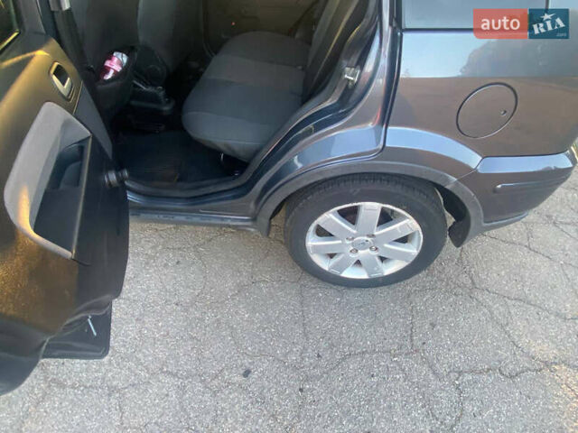 Серый Форд Фьюжн, объемом двигателя 1.4 л и пробегом 226 тыс. км за 4200 $, фото 4 на Automoto.ua