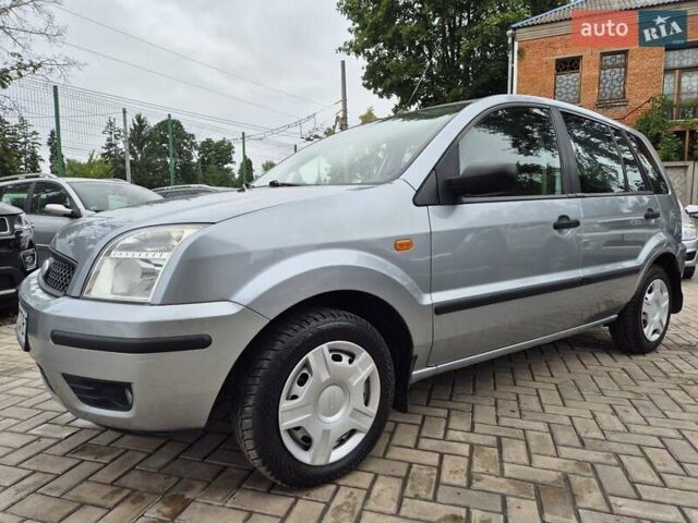 Серый Форд Фьюжн, объемом двигателя 1.4 л и пробегом 229 тыс. км за 4900 $, фото 5 на Automoto.ua