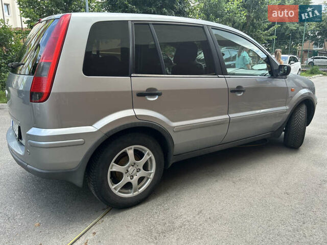 Сірий Форд Фьюжен, об'ємом двигуна 1.39 л та пробігом 216 тис. км за 5000 $, фото 2 на Automoto.ua