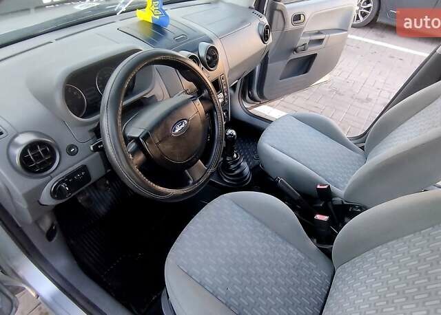 Форд Фьюжен 2005 у Києві на Automoto.ua Сірий Форд Фьюжен, об'ємом двигуна 1.39 л та пробігом 211 тис. км за 3599 $, фото 16 на Automoto.ua
