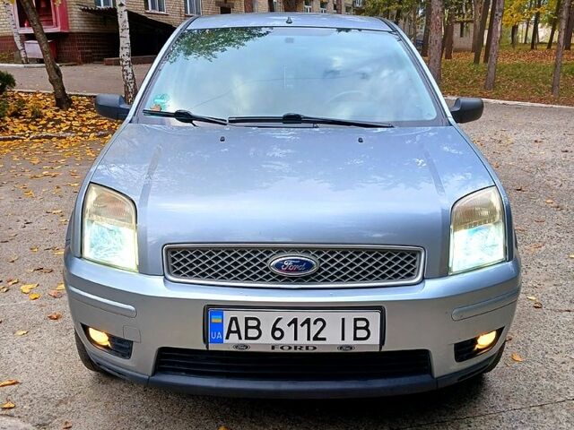 Сірий Форд Фьюжен, об'ємом двигуна 1.4 л та пробігом 185 тис. км за 4500 $, фото 7 на Automoto.ua