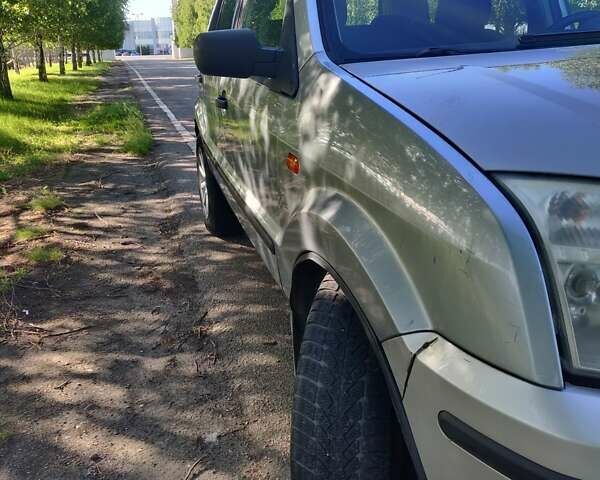 Серый Форд Фьюжн, объемом двигателя 1.6 л и пробегом 135 тыс. км за 2999 $, фото 3 на Automoto.ua