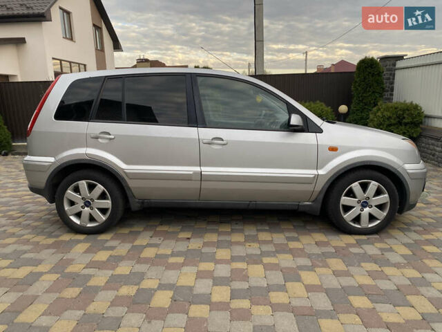 Сірий Форд Фьюжен, об'ємом двигуна 1.6 л та пробігом 185 тис. км за 6500 $, фото 1 на Automoto.ua