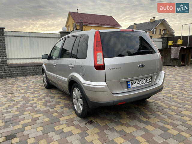 Сірий Форд Фьюжен, об'ємом двигуна 1.6 л та пробігом 185 тис. км за 6500 $, фото 3 на Automoto.ua