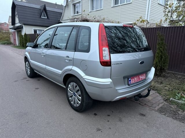 Сірий Форд Фьюжен, об'ємом двигуна 1.4 л та пробігом 173 тис. км за 5500 $, фото 4 на Automoto.ua